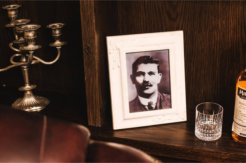 Drams Through Time: A Historical Whiskey Masterclass