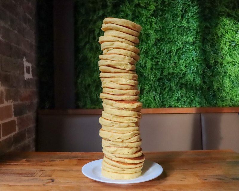 Pancakes on The Rocks - World's Tallest Stack of Pancakes