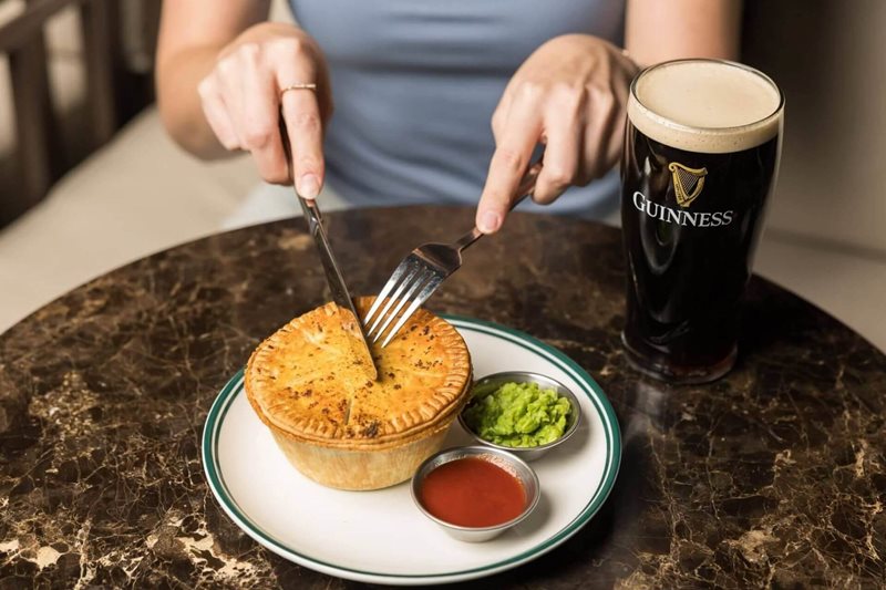 Hammock Pie and a Pint