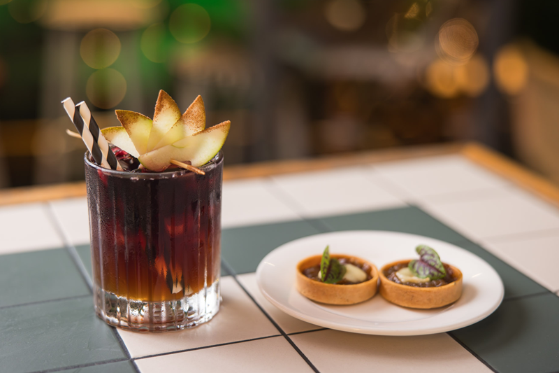 Cocktail and Canape at Mrs Jones